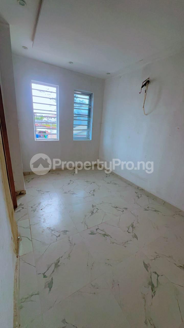 2 bedroom Flat / Apartment for sale Thomas estate Ajah Lagos