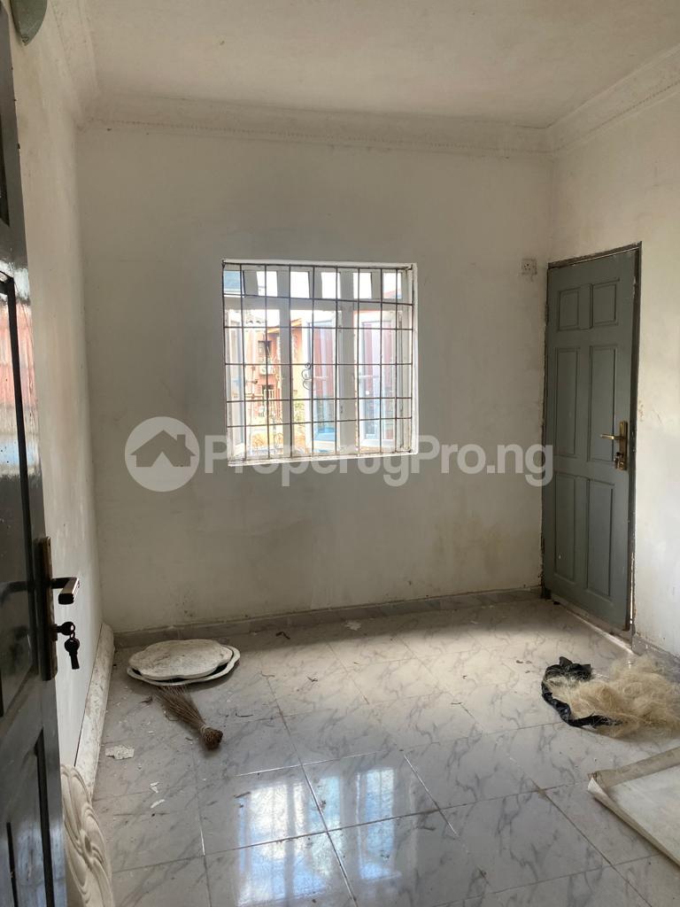 1 bedroom Flat / Apartment for rent Onike, Yaba Lagos