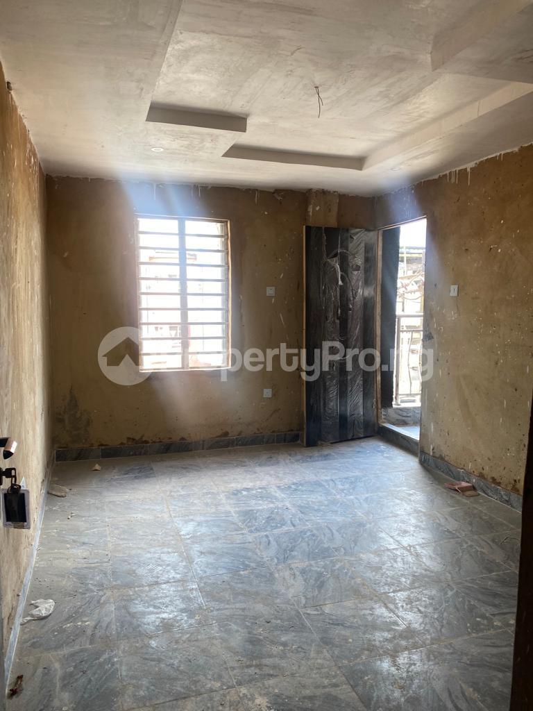 1 bedroom Flat / Apartment for rent Ebute Meta Adekunle Yaba Lagos