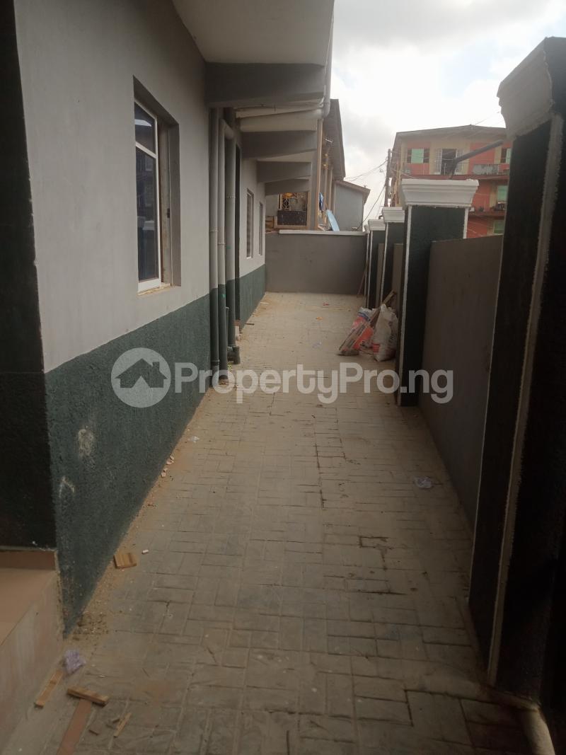 1 bedroom Flat / Apartment for rent Onipanu Shomolu Lagos
