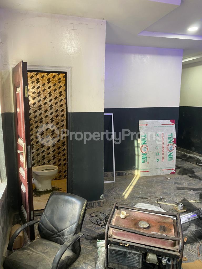 2 bedroom Flat / Apartment for rent Ebute Metta Adekunle Yaba Lagos