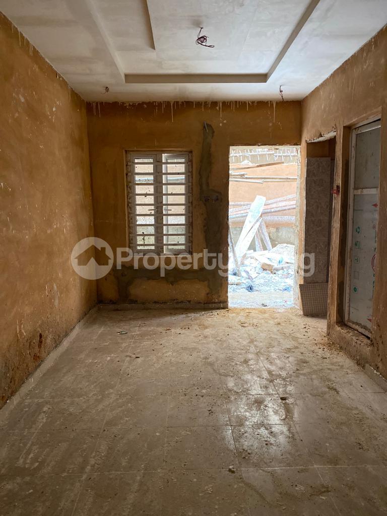 1 bedroom Flat / Apartment for rent Ebute Meta Adekunle Yaba Lagos - 2