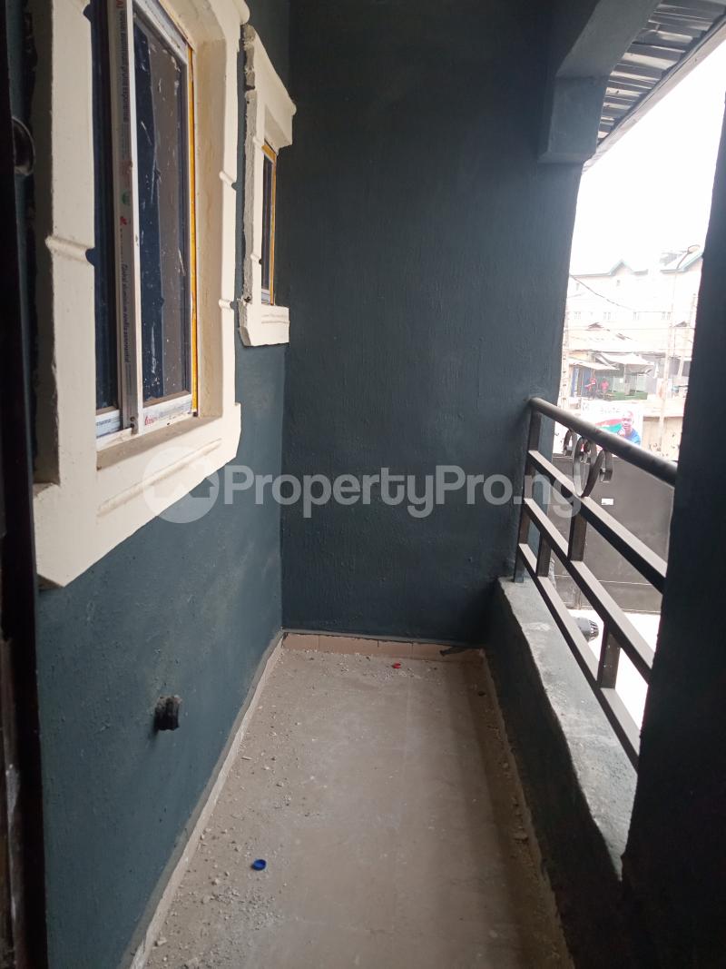 1 bedroom Flat / Apartment for rent Shomolu, Fola Agoro Yaba Lagos