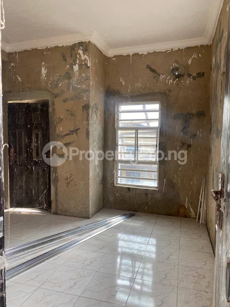 1 bedroom Flat / Apartment for rent Onipanu Shomolu Lagos