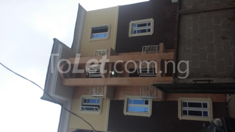 3 bedroom Flat / Apartment for rent Street Iponri Surulere Lagos - 0