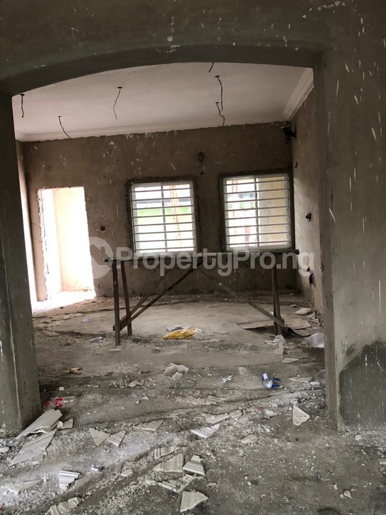 2 bedroom Flat / Apartment for rent Off St. Finbarrs College Road, Akoka, Yaba. Akoka Yaba Lagos