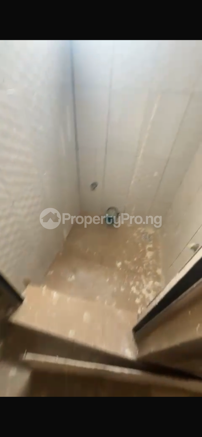 1 bedroom Flat / Apartment for rent Fadeyi Onipanu, Fadeyi Shomolu Lagos - 0