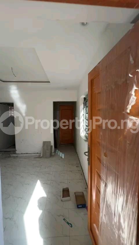 1 bedroom Flat / Apartment for rent Off Market Rd Shomolu Lagos