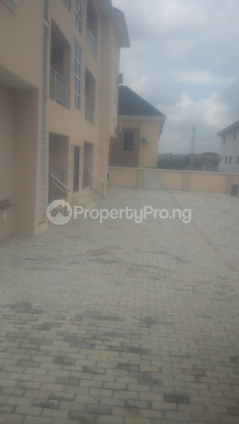 2 bedroom Flat / Apartment for rent Jahi Jahi Abuja