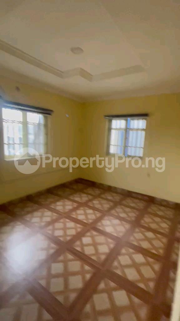 Flat / Apartment for rent Adekunle Yaba Lagos