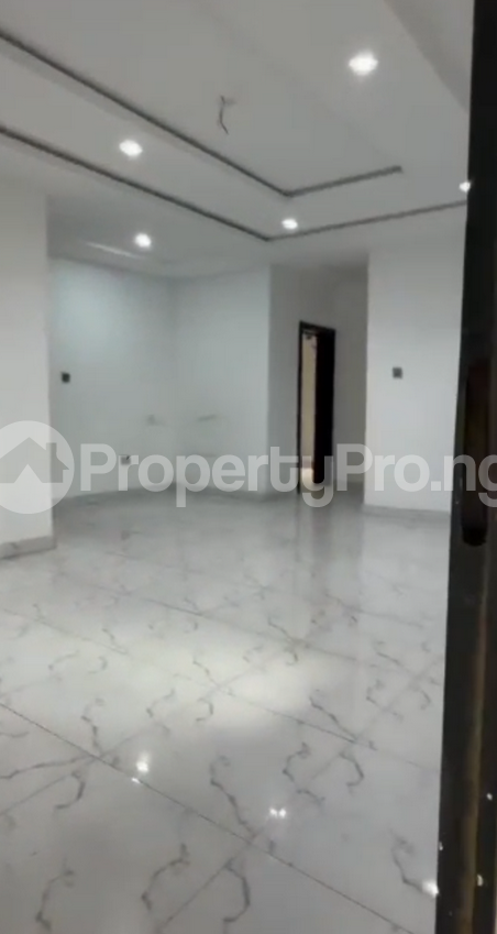 3 bedroom House for rent Sholuyi Estate Gbagada Lagos