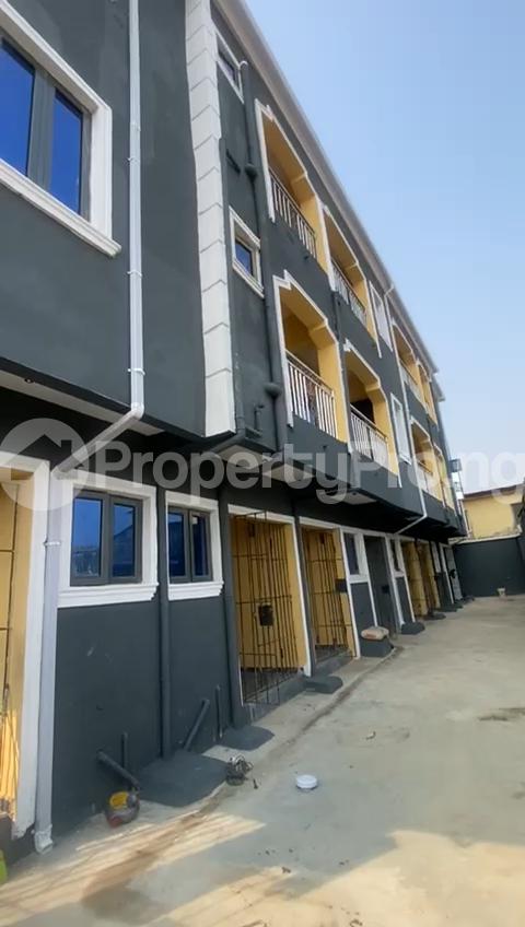 1 bedroom Flat / Apartment for rent New Garage, Bariga, Lagos Bariga Lagos