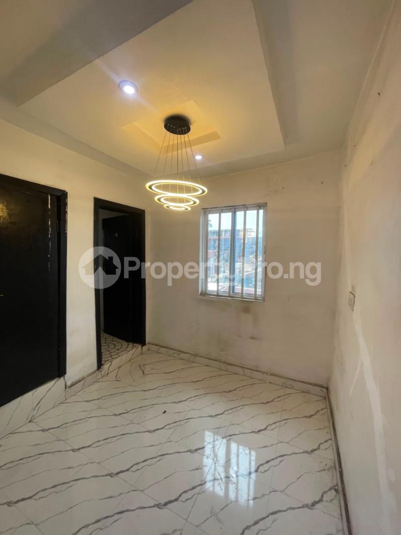 1 bedroom Flat / Apartment for rent Alapeere Oriola Ketu Lagos