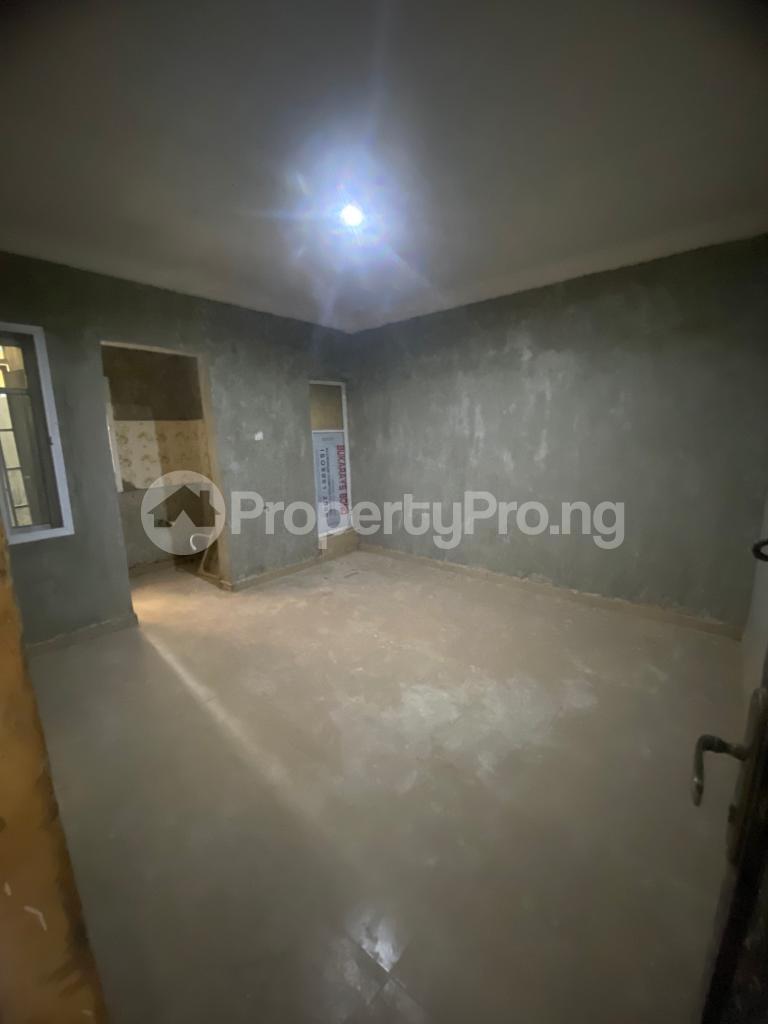 Flat / Apartment for rent Off Folagoro Shomolu Lagos