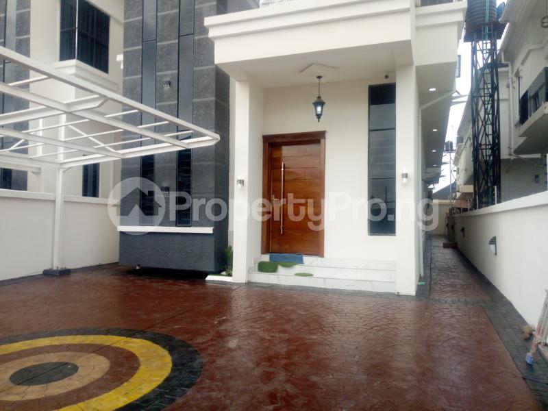 5 bedroom House for sale chevron Lekki Lagos