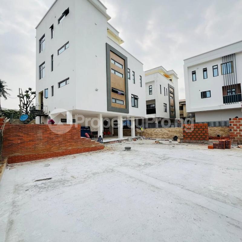 6 bedroom House for sale Anthony Maryland Maryland Lagos