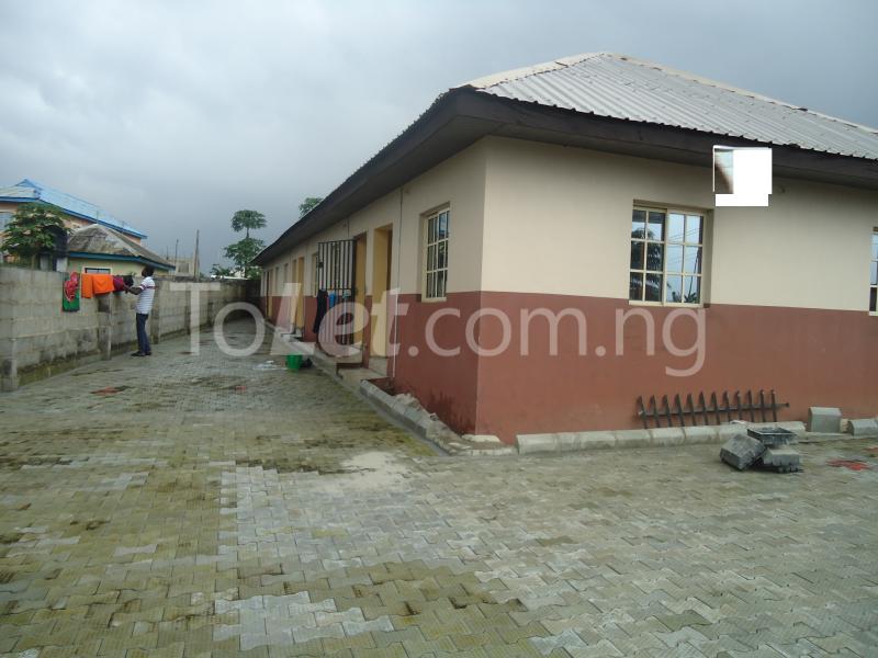 1 bedroom Flat / Apartment for rent Losoro Area Lakowe Ajah Lagos