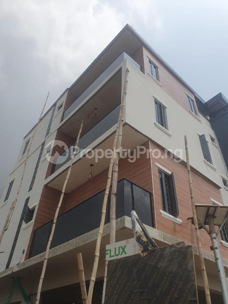 3 bedroom House for sale Akoka Yaba Lagos