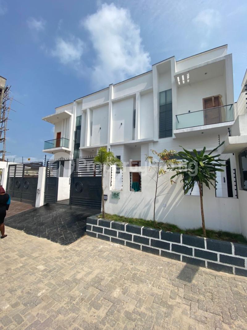 4 bedroom House for sale Ologolo Lekki Lagos