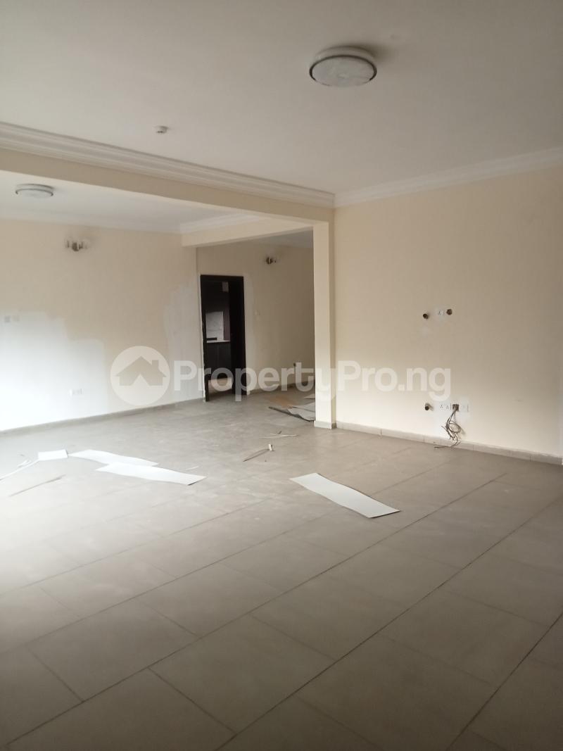 3 bedroom House for rent Phase 1 Admiralty Road Lekki Lagos