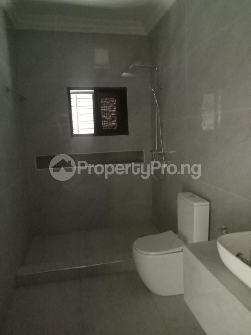 3 bedroom House for rent Phase 1 Admiralty Road Lekki Lagos