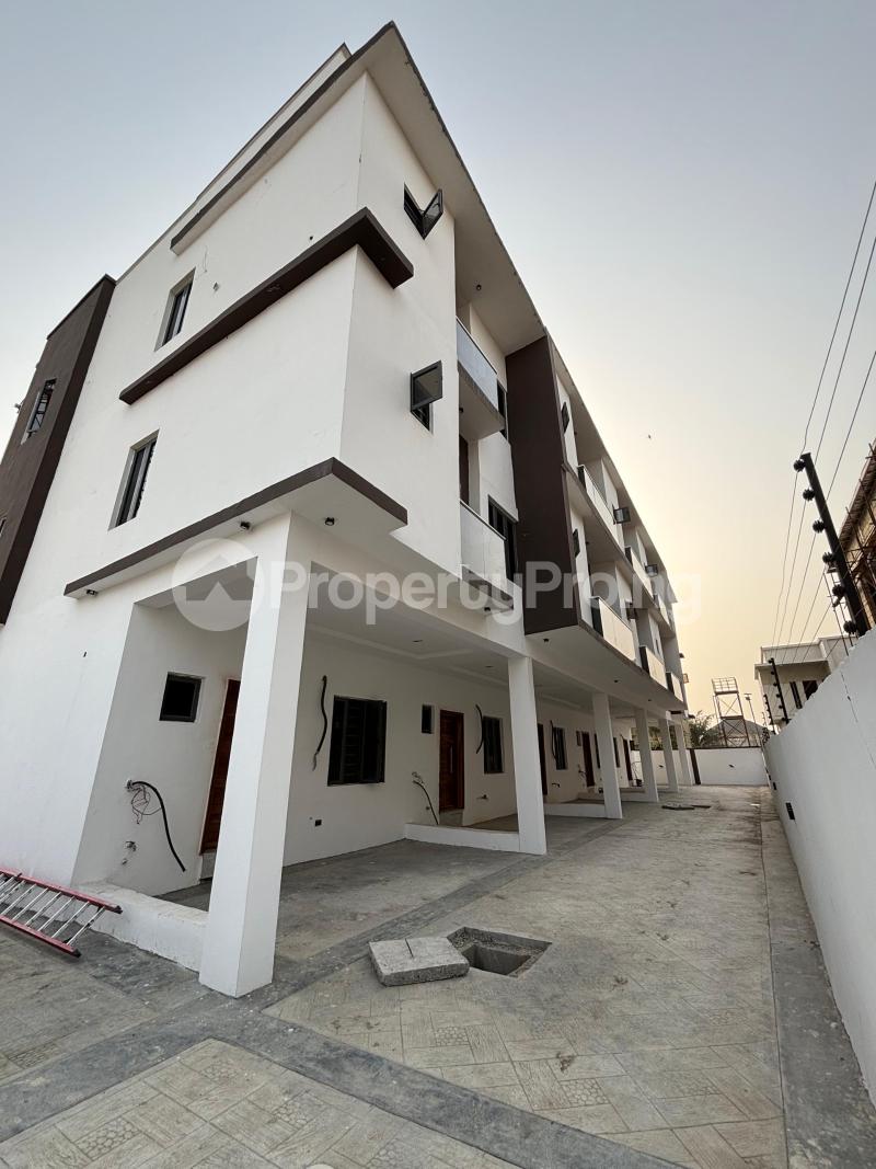 4 bedroom House for sale Royal Palm Estate Orchid Hotel Road orchid Lekki Lagos