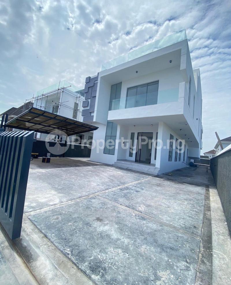 5 bedroom House for sale Pinnock Beach Estate Osapa london Lekki Lagos