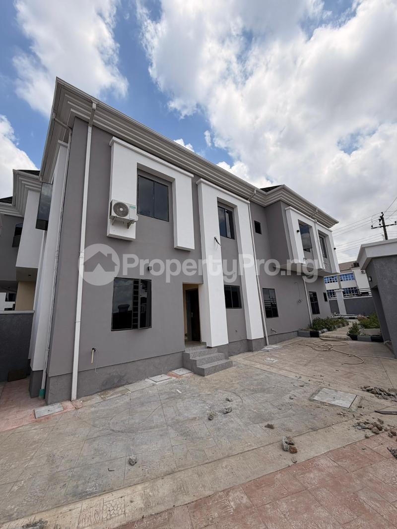 3 bedroom House for rent Kolapo Ishola Gra Akobo Ibadan Oyo - 0