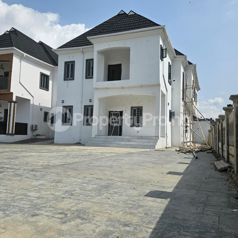 House for rent Eng Lere Gra ,bcos Basorun Ibadan Oyo - 0