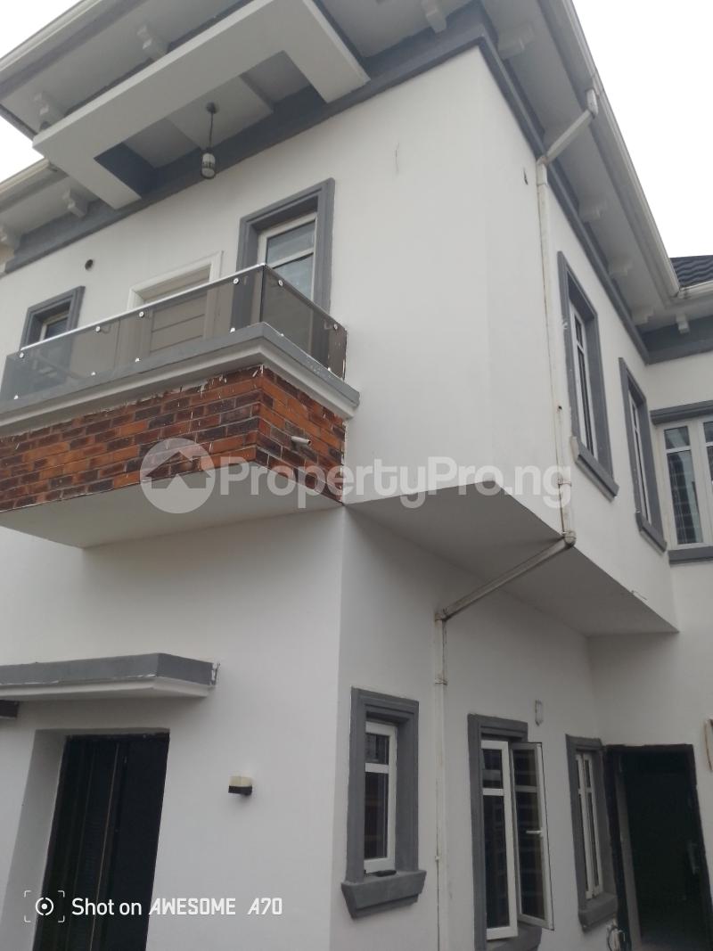 4 bedroom House for rent  Off Lekki-Epe Expressway Ajah Lagos