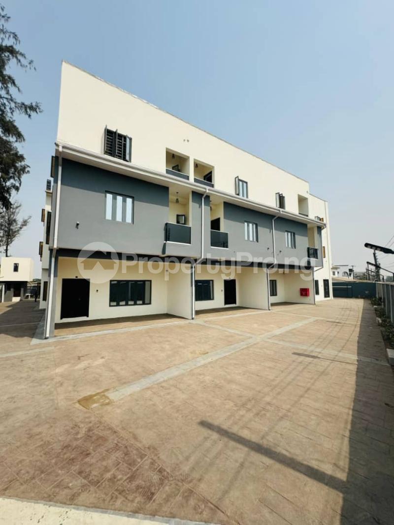 4 bedroom House for sale Surulere Lagos