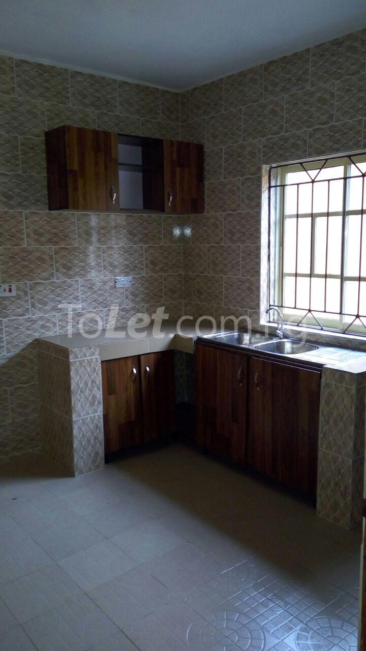 2 bedroom Flat / Apartment for rent Off Animashaun Bus Stop, Akowonjo Egbeda Alimosho Lagos