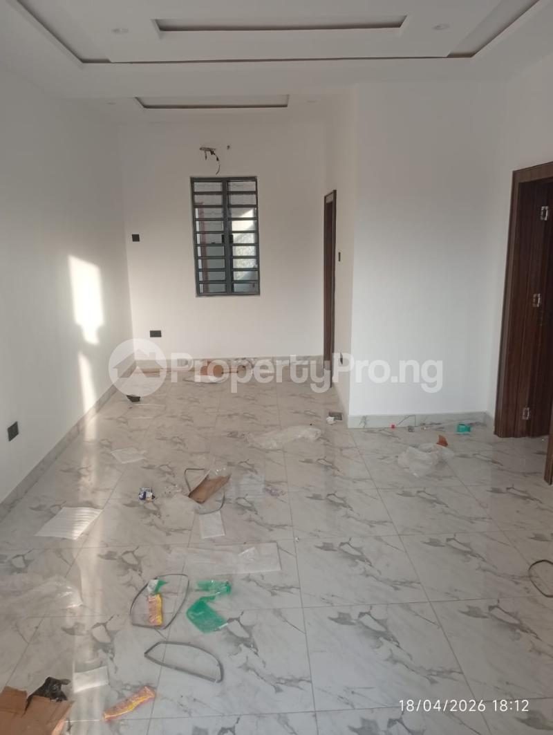 2 bedroom House for rent Emmanuel Street Off Ajibola Crescent Alapere Kosofe/Ikosi Lagos