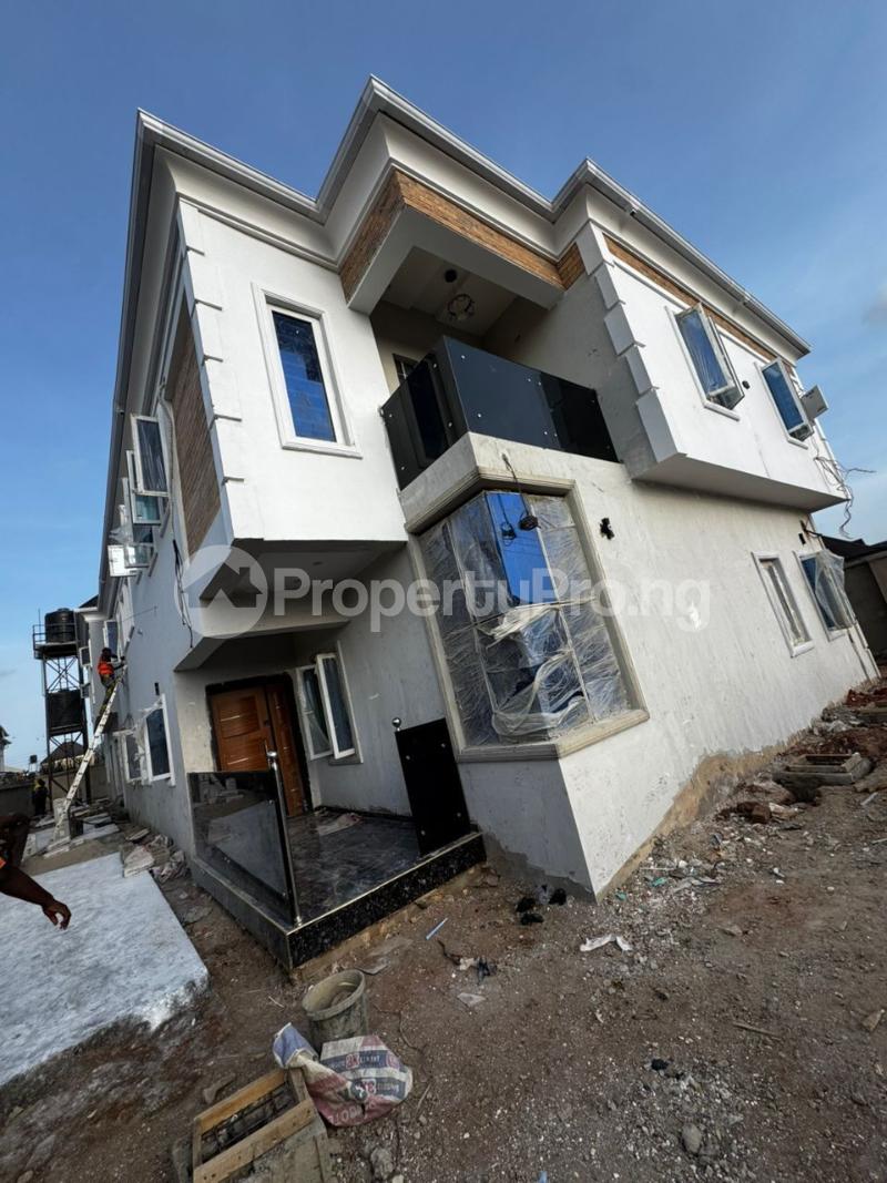 Flat / Apartment for rent Off Oluwatoyin Street, Oworonshoki Gbagada Lagos