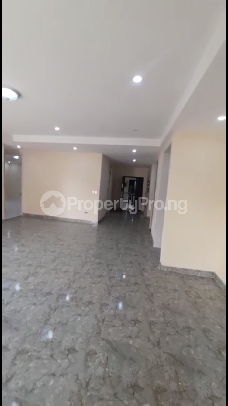 3 bedroom Flat / Apartment for rent Toyin street Ikeja Lagos