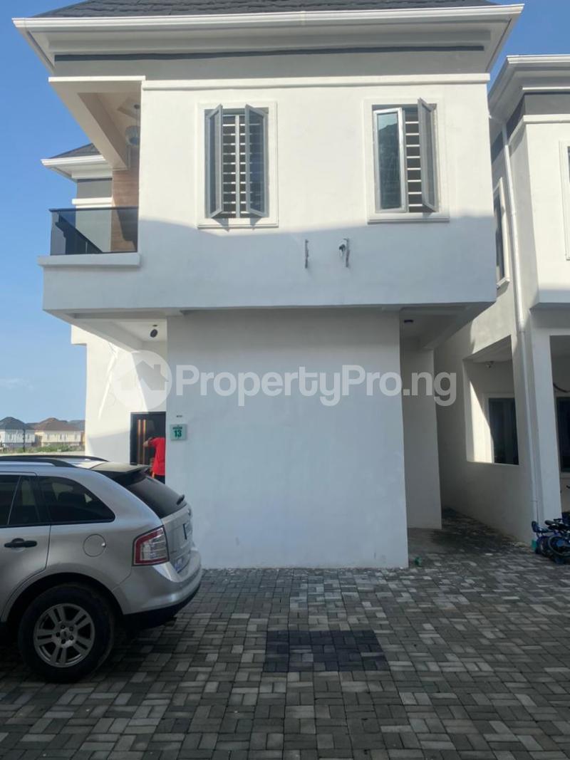3 bedroom House for rent Off Orchid Hotel Road Lekki. chevron Lekki Lagos
