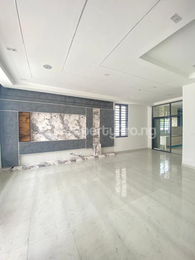 4 bedroom House for sale Lekki Lagos