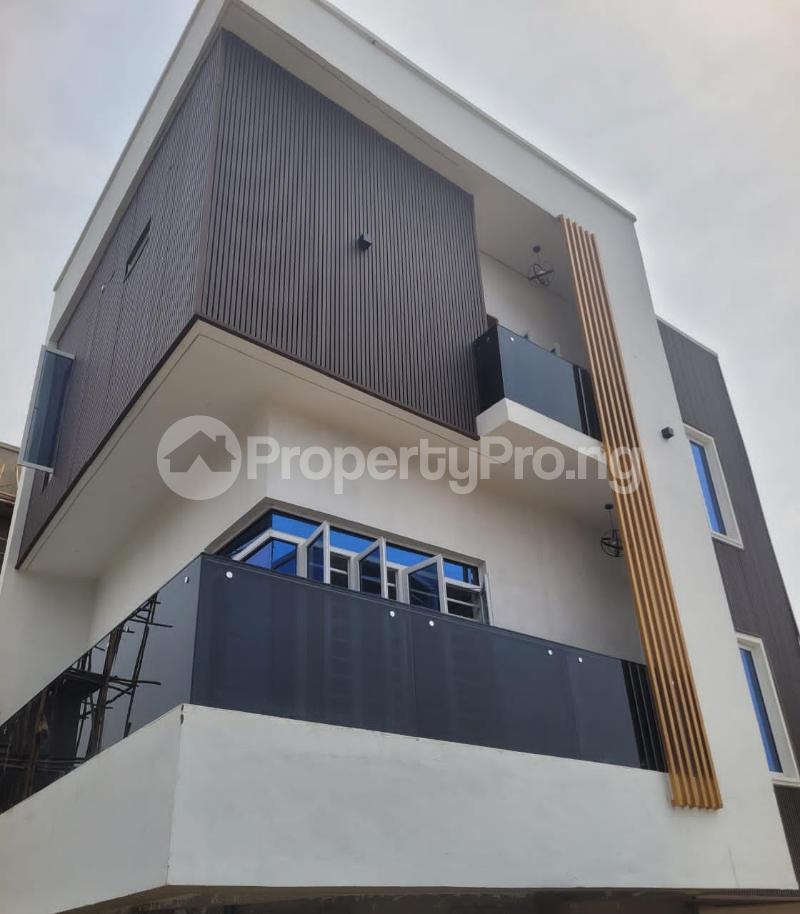 5 bedroom House for sale Millennium Estate Millenuim/UPS Gbagada Lagos