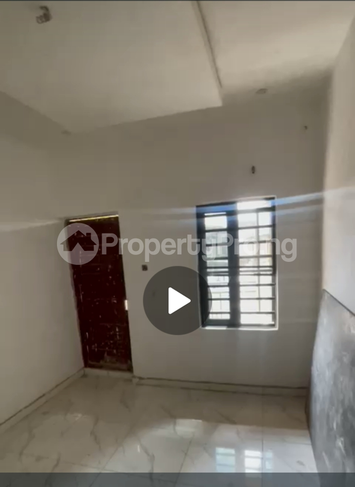 1 bedroom Flat / Apartment for rent Ilaje Bariga Bariga Lagos