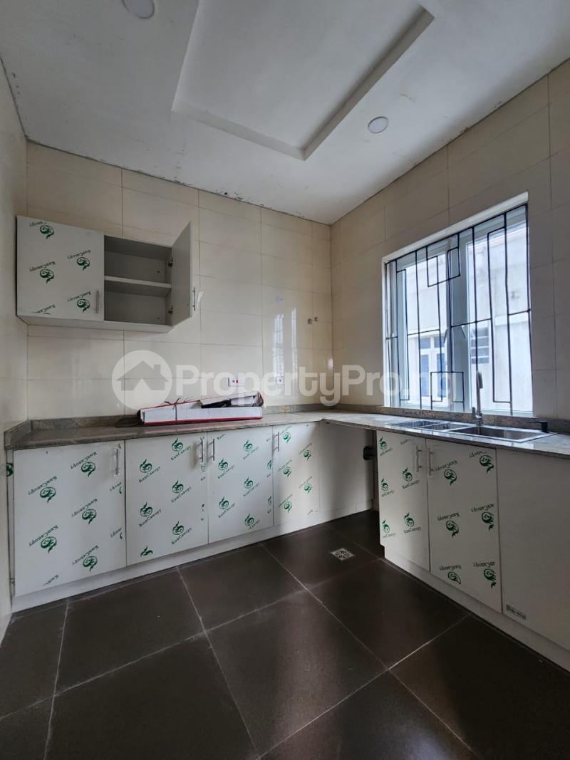 1 bedroom Flat / Apartment for rent Off Cmd Road CMD Road Kosofe/Ikosi Lagos