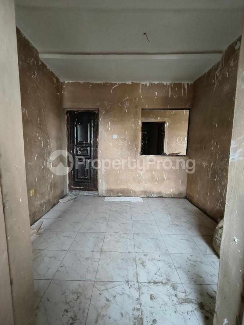 1 bedroom Flat / Apartment for rent Shomolu, Lagos. Shomolu Lagos