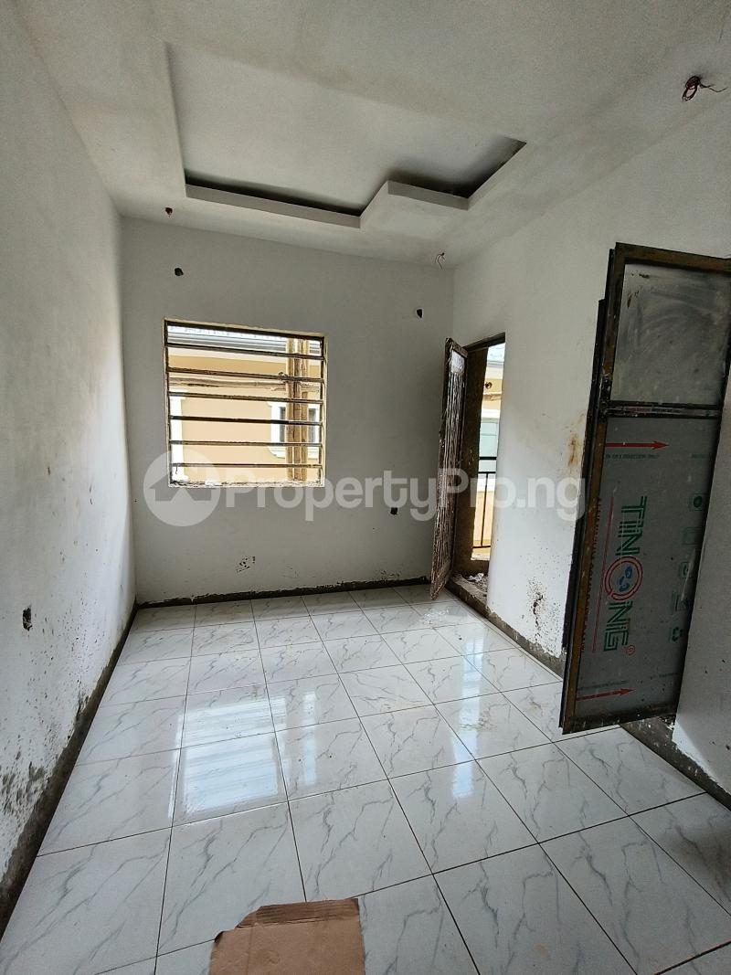 1 bedroom Flat / Apartment for sale Shomolu, Lagos. Shomolu Shomolu Lagos