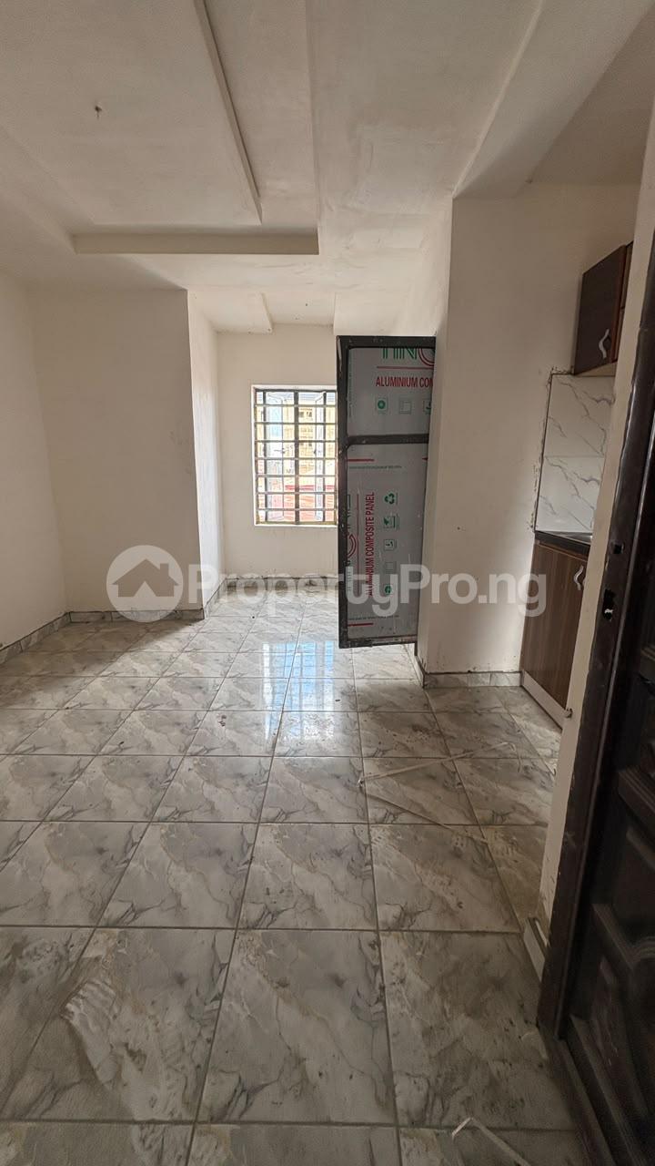 1 bedroom Flat / Apartment for rent Shomolu Lagos