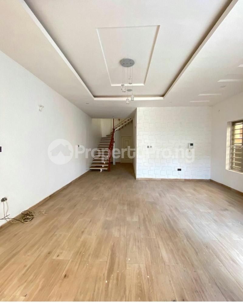 4 bedroom House for rent chevron Lekki Lagos