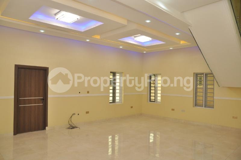 5 bedroom House for sale ... Omole phase 1 Ojodu Lagos