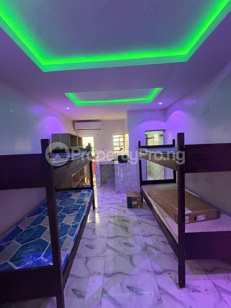 1 bedroom Flat / Apartment for rent Fadeyi Jibowu Yaba Lagos