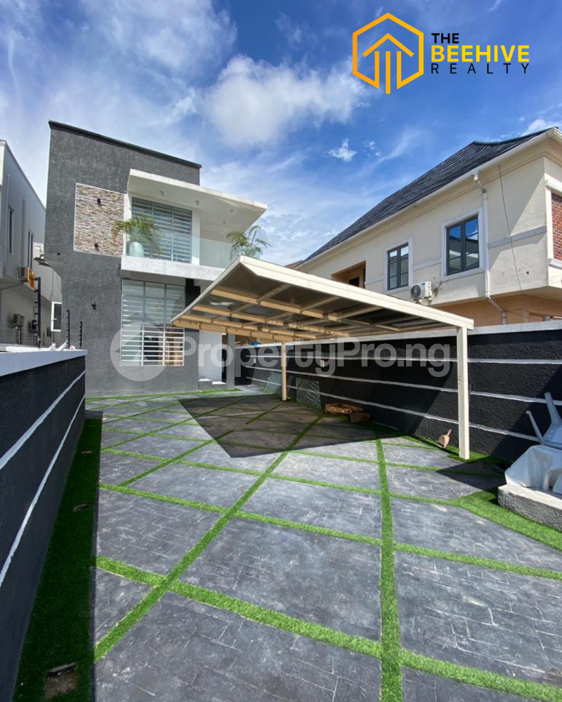 5 bedroom House for sale chevron Lekki Lagos