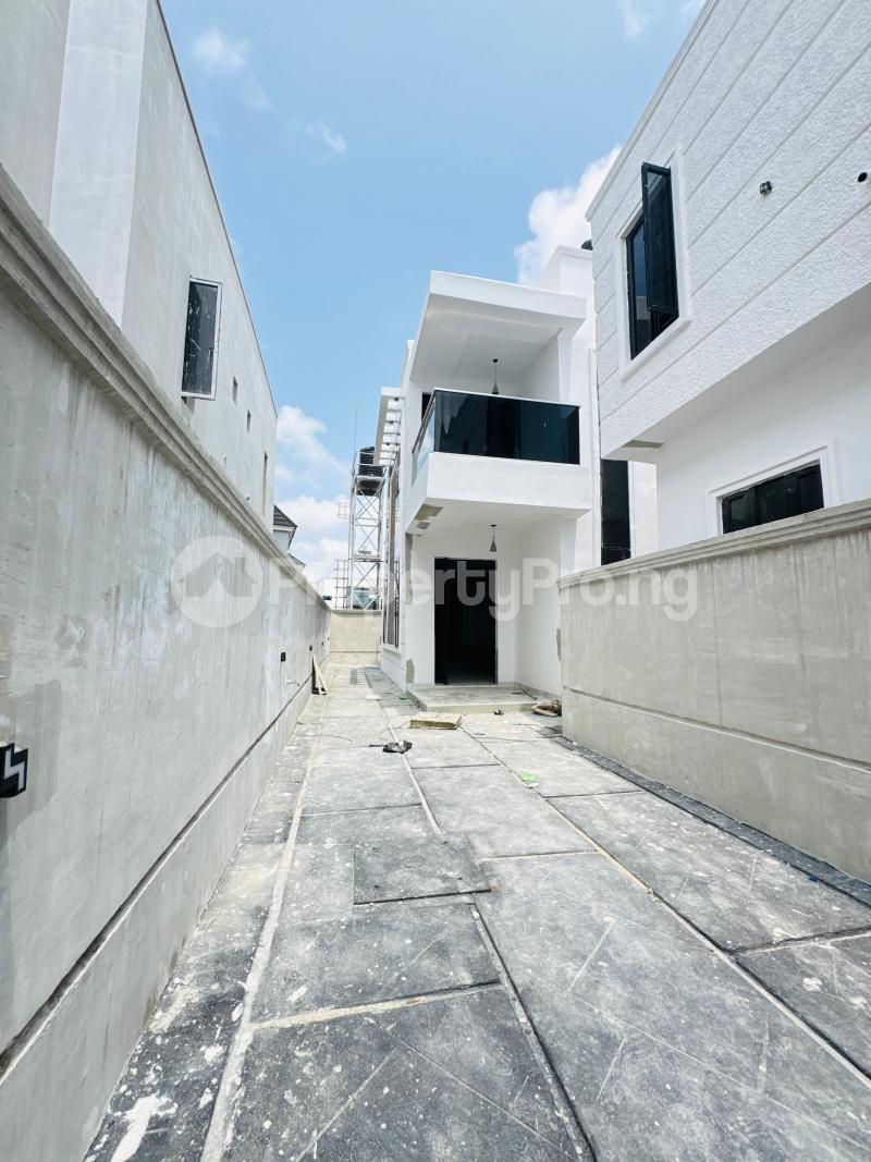 4 bedroom House for sale Pennisula Estate Sangotedo Ajah Lagos