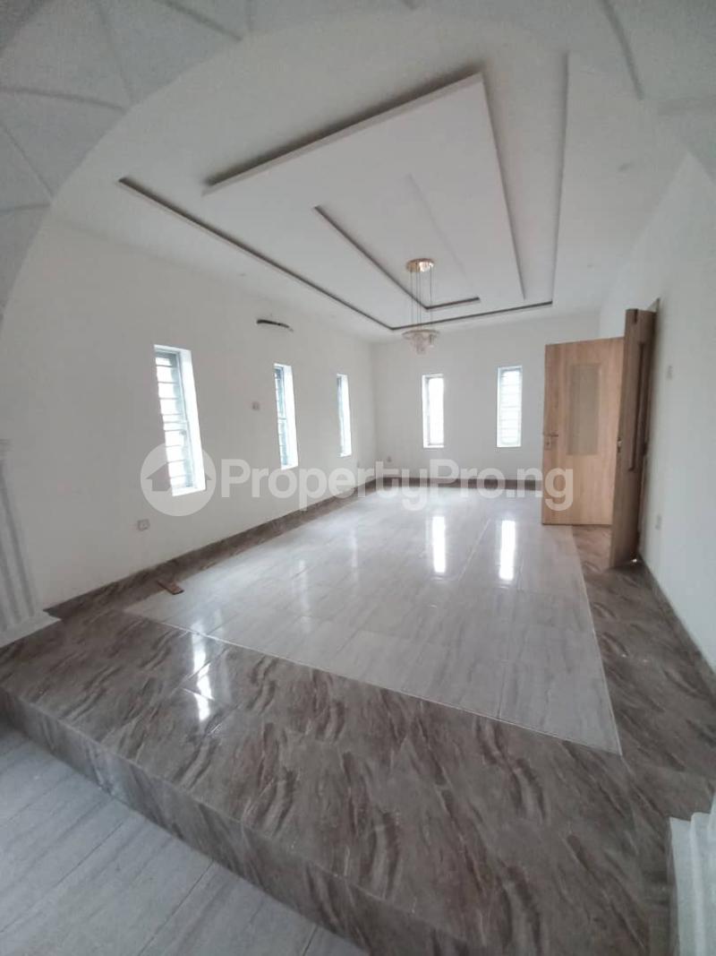 4 bedroom House for rent Adeniran Ogunsanya Surulere Lagos