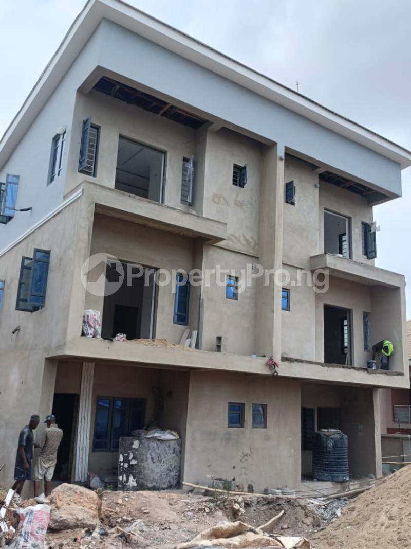 4 bedroom House for sale College Estates Ifako-ogba Ogba Lagos